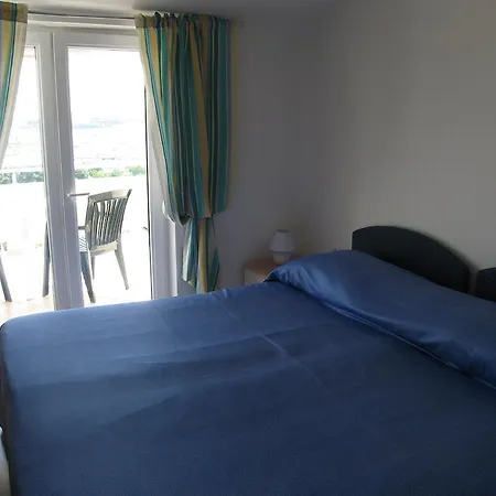 בית הארחה Zimmer F1